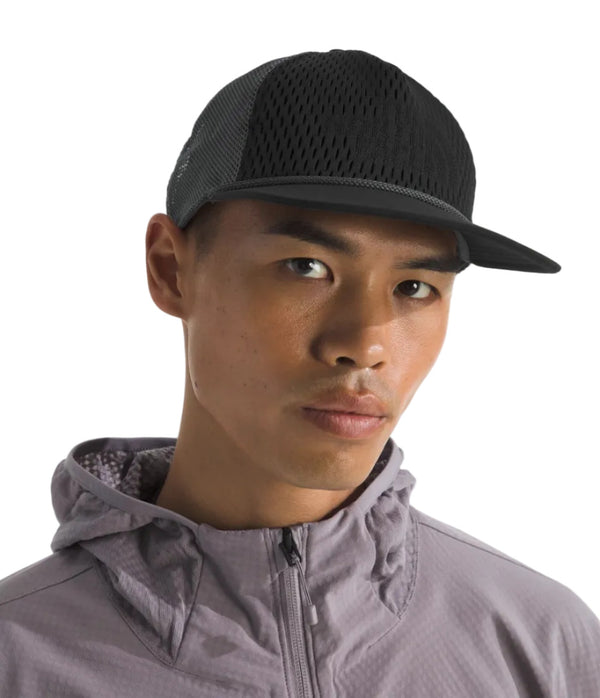The North Face NF0A8EQ1 Runner Trucker