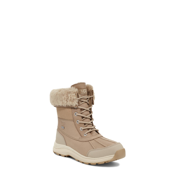 UGG 1095141 Women's Adirondack Boot III