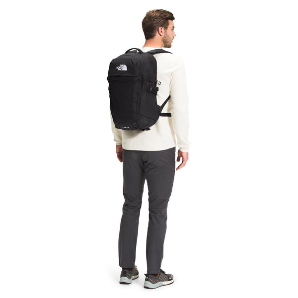 The North Face NF0A52SH Recon